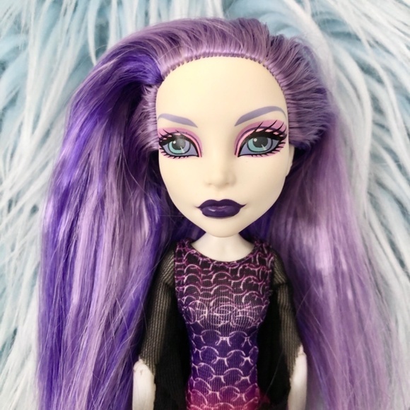 Monster High Doll, Spectra Vondergeist, Picture Day Doll, 2009 - Picture 3 of 11
